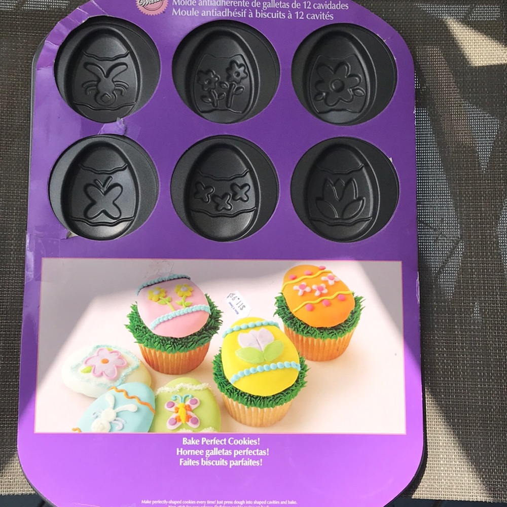 Wilton 12 Cavity Non-Stick Cookie Pan
